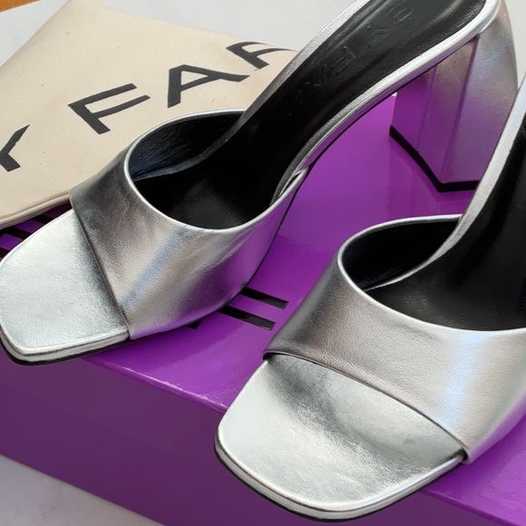 BY FAR Michele Mule in Silver, Size: EU 37 - Picture 8 of 12
